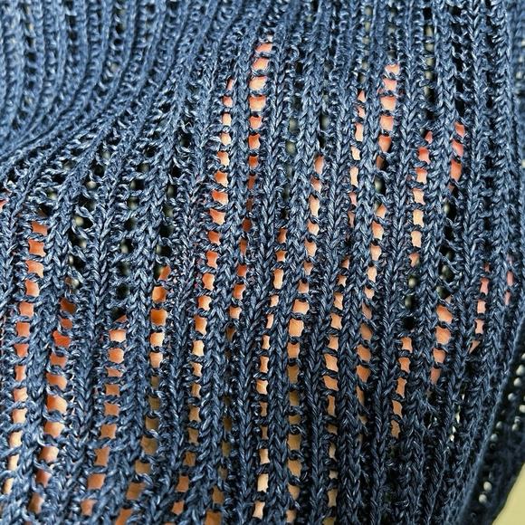 Oobe Brand Pure Linen Open Knit Hugger Vest Navy XL - Picture 6 of 7